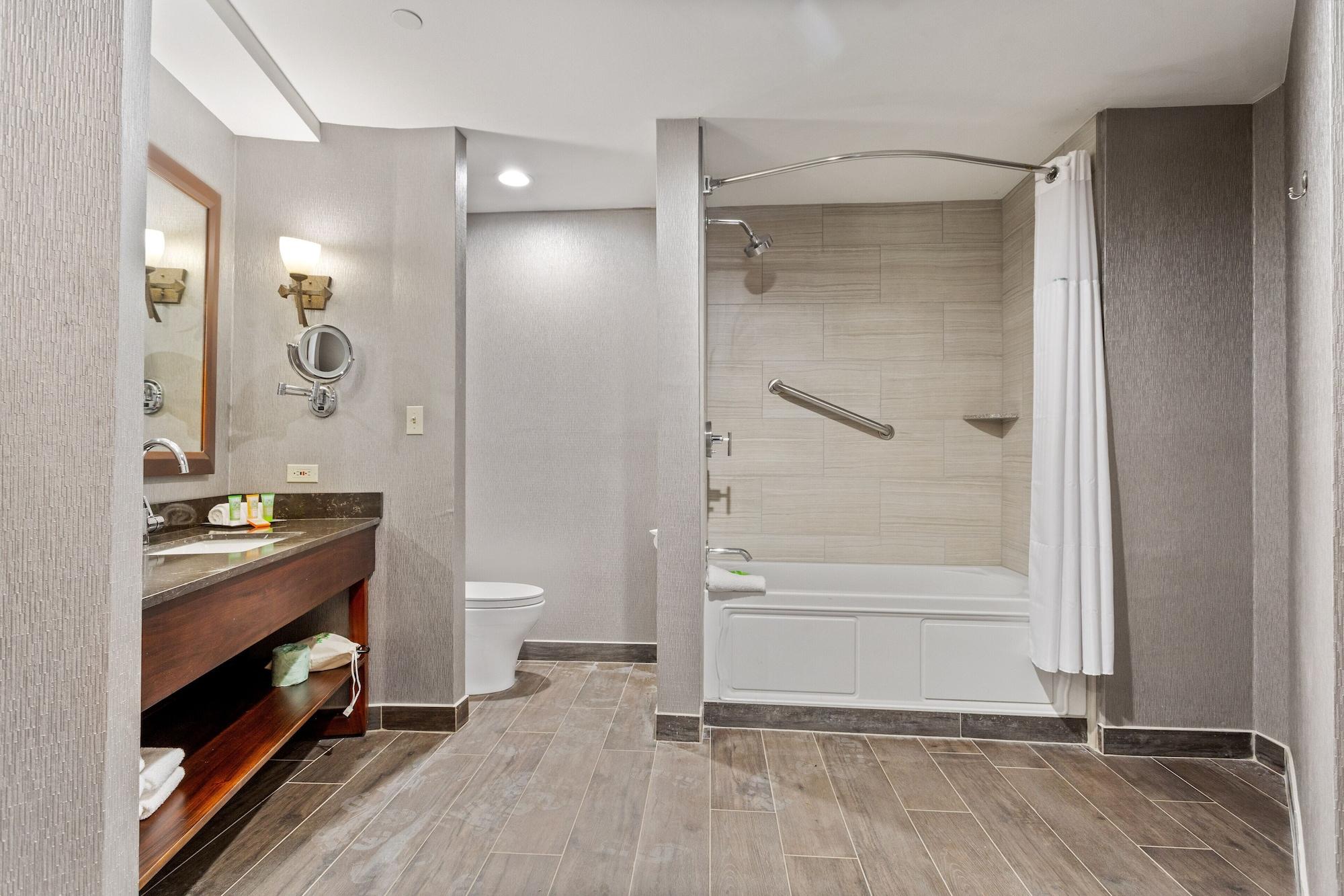 Wyndham Garden Baronne Plaza Hotell New Orleans Exteriör bild
